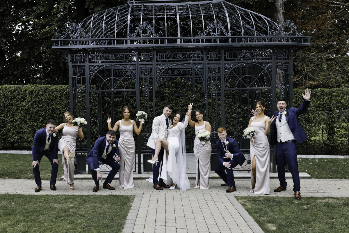 wedding photographer at the millbrook hotel