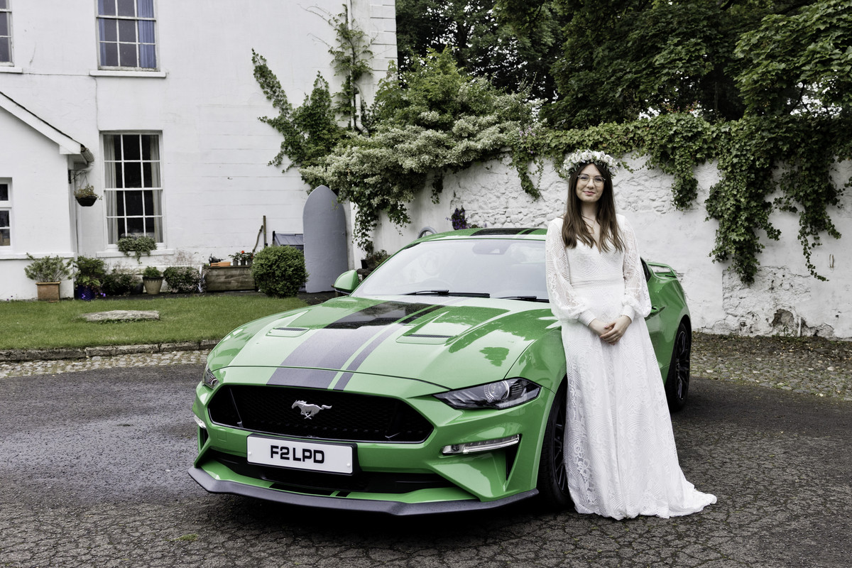 wedding photographer at the hilden brewery